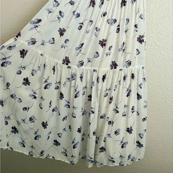 Urban Outfitters Floral Maxi Dress – XS - Picture 2 of 5